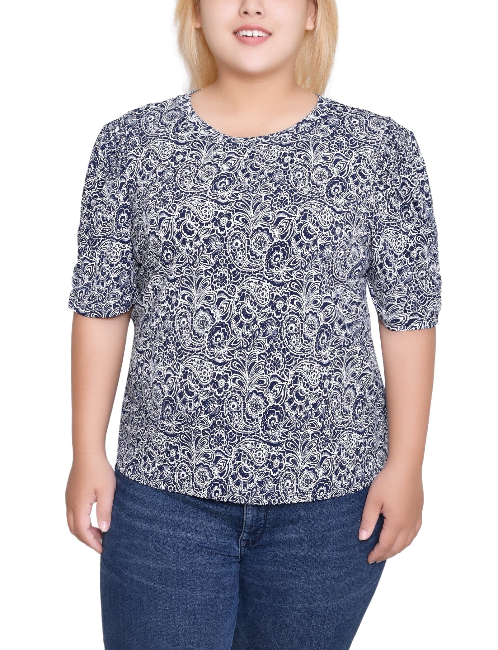 Plus Size Short Sleeve Scoop Neck Top