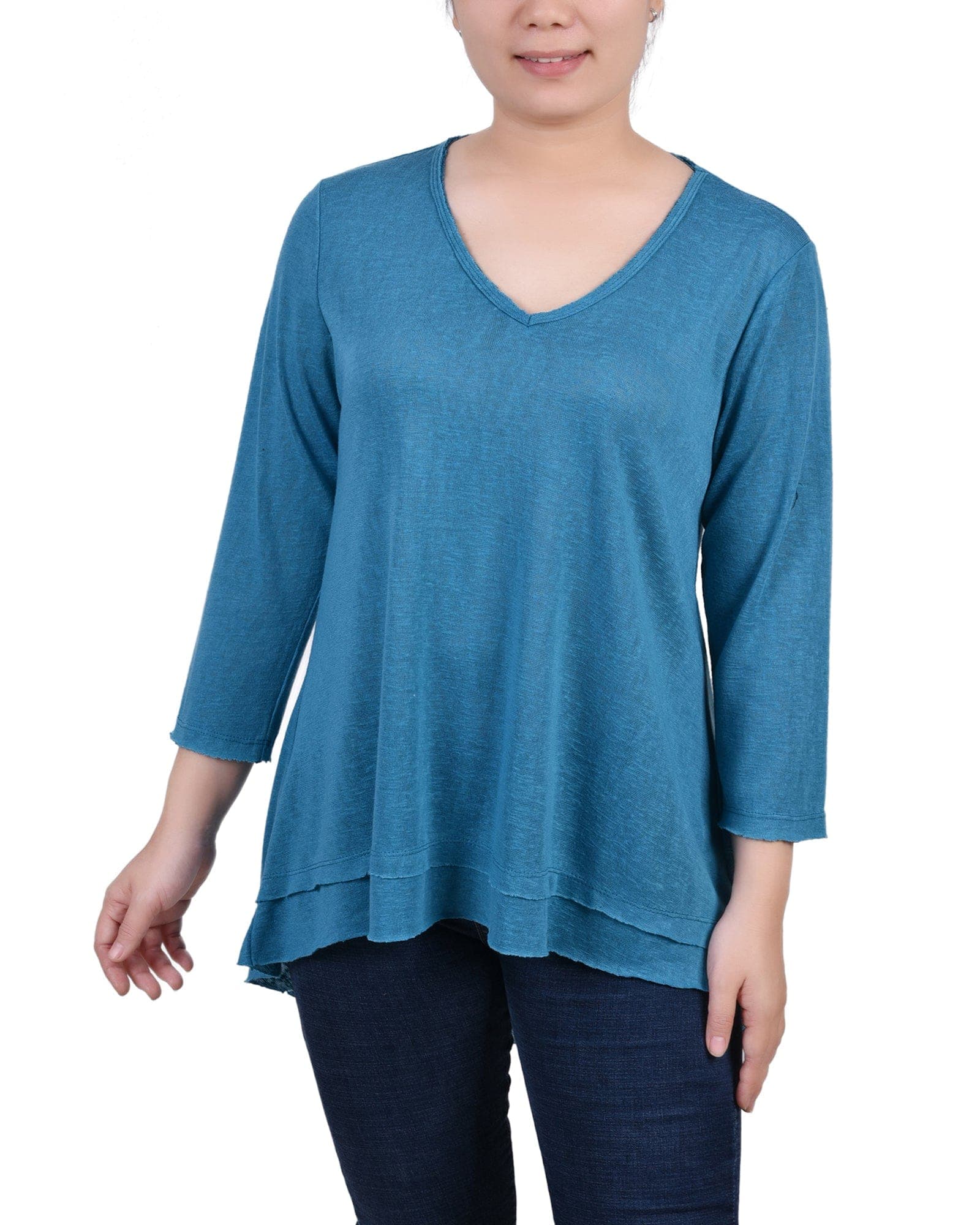 Petite 3/4 Sleeve V-Neck Top