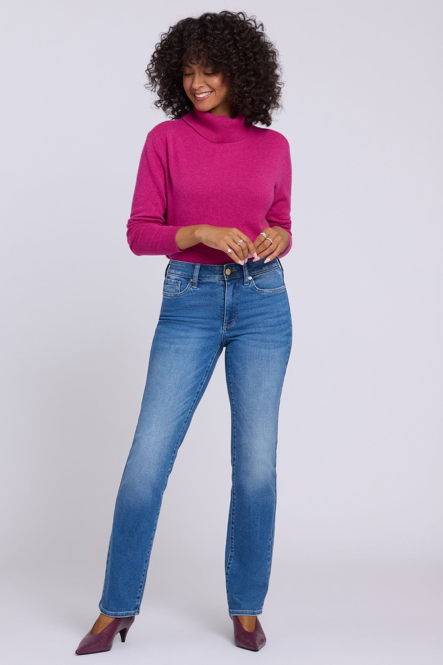 Marilyn Straight Jeans