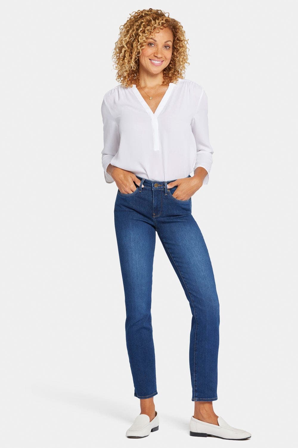 Sheri Slim Jeans in Petite