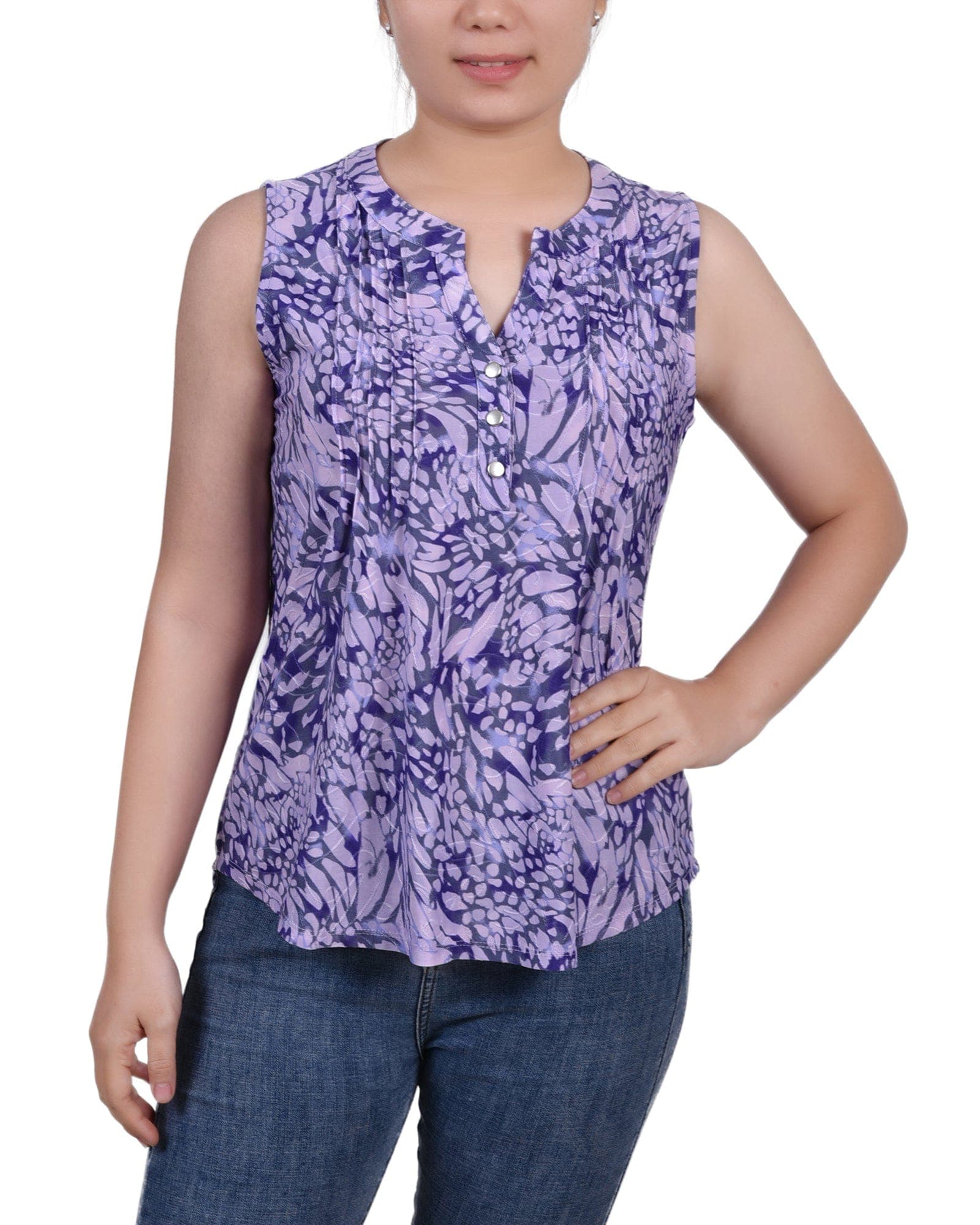 Sleeveless Jacquard Y-Neck Top