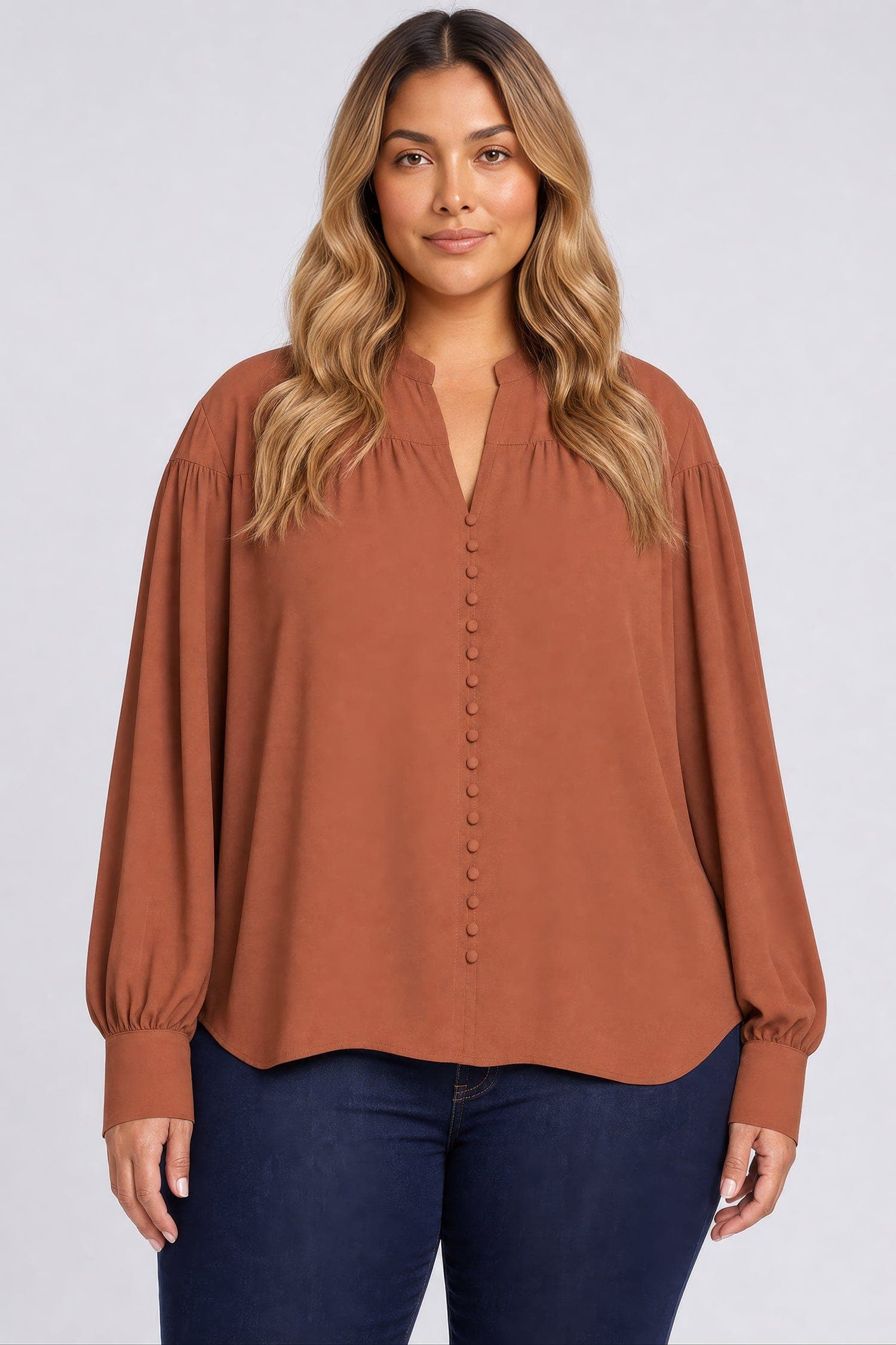 Anika Blouse in Plus Size